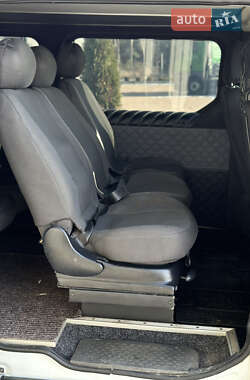 Минивэн Renault Trafic 2015 в 