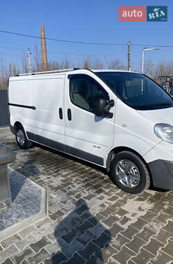 Грузовой фургон Renault Trafic 2009 в  фото 5 Грузовой фургон Renault Trafic 2009 в