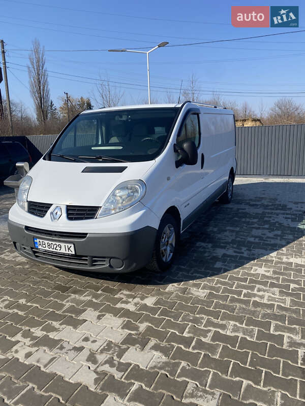 Вантажний фургон Renault Trafic 2009 в Бару