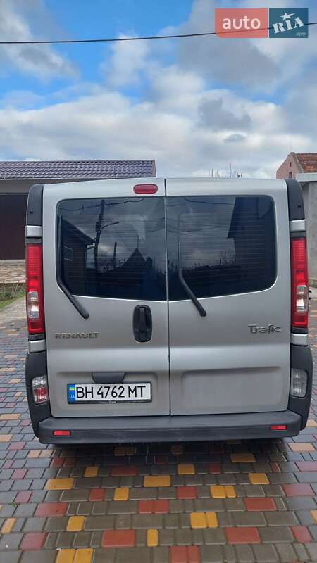Мінівен Renault Trafic 2007 в Татарбунарах