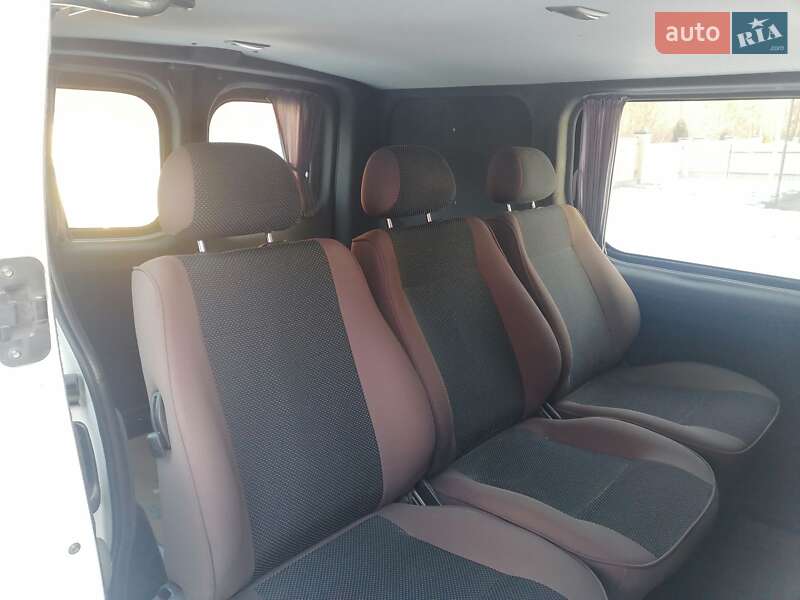 Минивэн Renault Trafic 2006 в Киеве