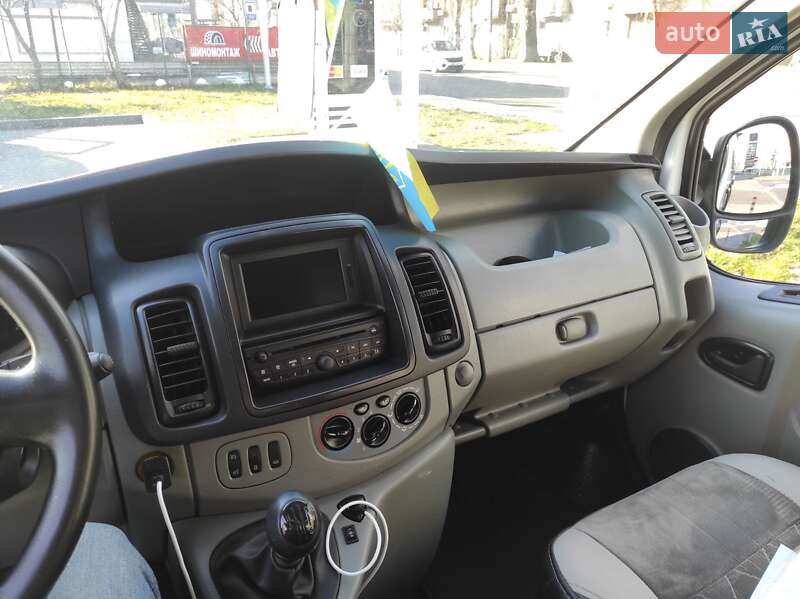 Минивэн Renault Trafic 2013 в Сумах фото 18 Минивэн Renault Trafic 2013 в Сумах