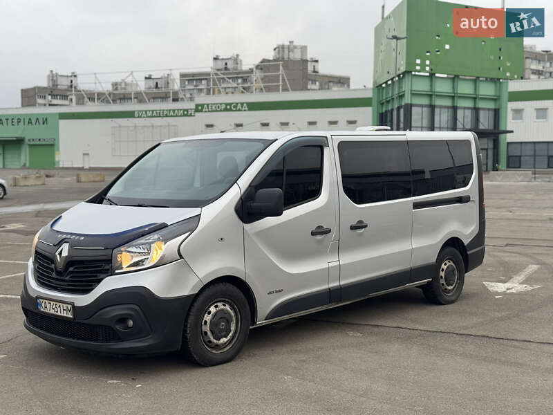 Мінівен Renault Trafic 2015 в Києві