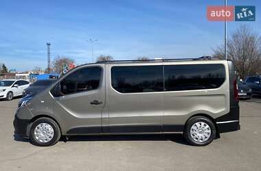 Минивэн Renault Trafic 2020 в 