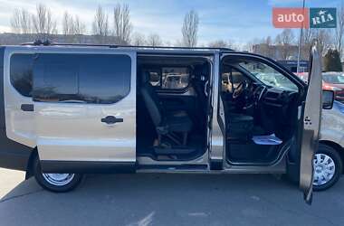 Минивэн Renault Trafic 2020 в 