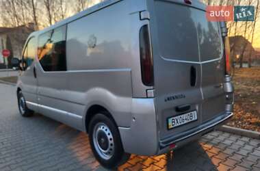Мінівен Renault Trafic 2005 в 