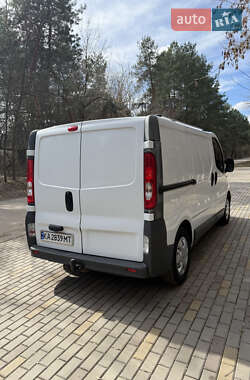 Грузовой фургон Renault Trafic 2013 в 