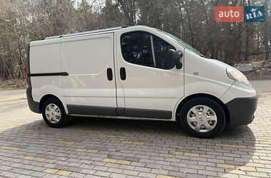 Грузовой фургон Renault Trafic 2013 в 