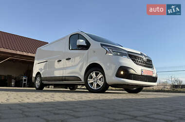 Грузовой фургон Renault Trafic 2020 в 
