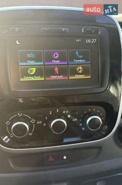Грузовой фургон Renault Trafic 2020 в 