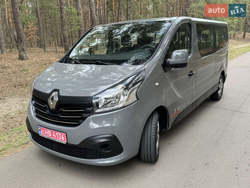 Минивэн Renault Trafic 2017 в Киеве