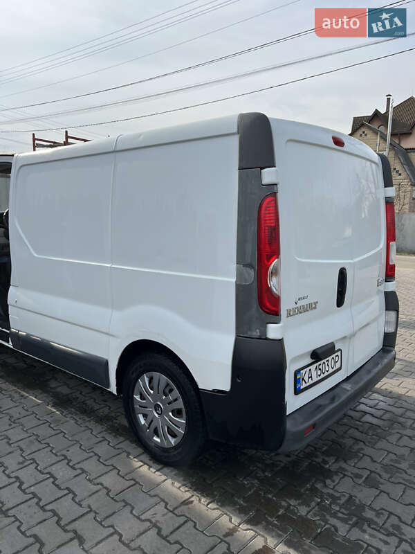 Грузовой фургон Renault Trafic 2007 в Киеве