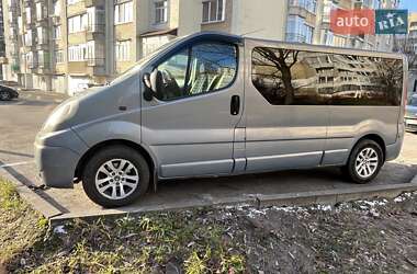Минивэн Renault Trafic 2007 в 
