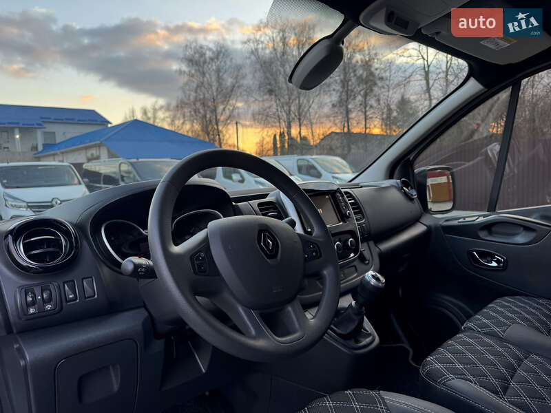 Мінівен Renault Trafic 2021 в Дубні
