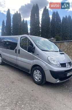 Мінівен Renault Trafic 2013 в 