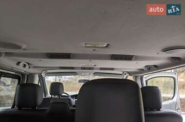Минивэн Renault Trafic 2011 в 