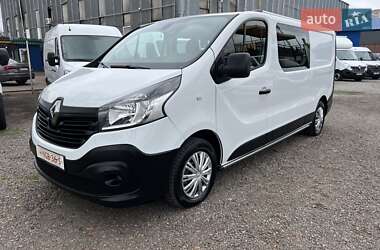 Грузопассажирский фургон Renault Trafic 2018 в 