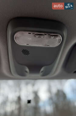 Грузовой фургон Renault Trafic 2013 в 