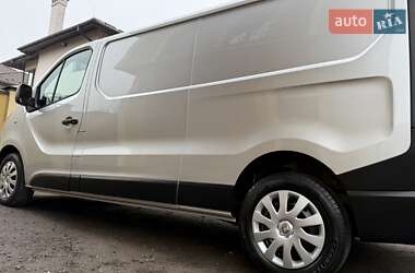 Грузовой фургон Renault Trafic 2021 в 