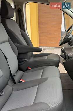 Грузовой фургон Renault Trafic 2021 в 