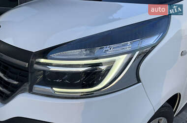 Грузовой фургон Renault Trafic 2020 в 