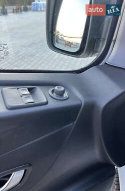 Грузовой фургон Renault Trafic 2020 в 