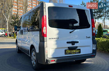 Мінівен Renault Trafic 2013 в 