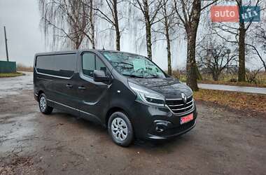 Грузовой фургон Renault Trafic 2020 в 