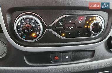 Грузовой фургон Renault Trafic 2020 в 