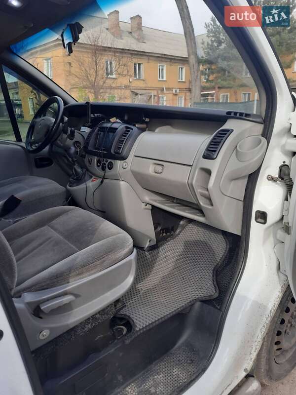 Минивэн Renault Trafic 2008 в Днепре