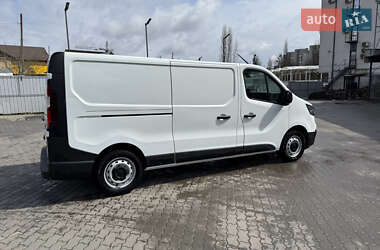 Грузовой фургон Renault Trafic 2022 в 