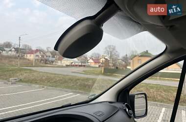 Грузовой фургон Renault Trafic 2020 в 