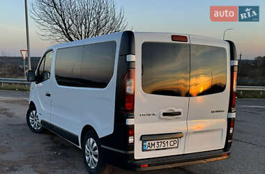 Минивэн Renault Trafic 2017 в 