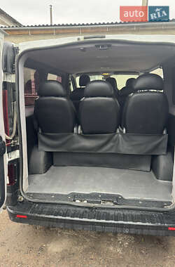 Минивэн Renault Trafic 2017 в 