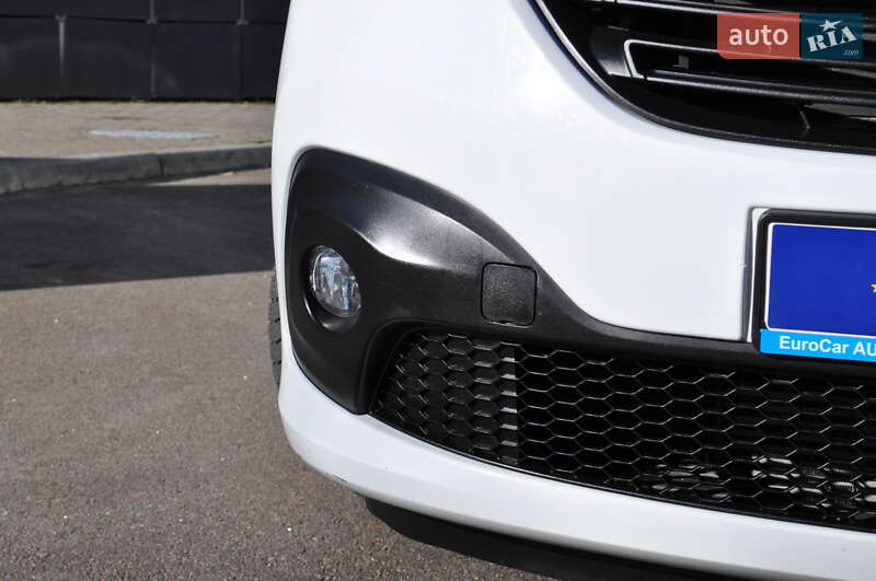 Грузовой фургон Renault Trafic 2019 в Киеве