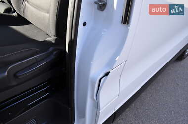 Грузовой фургон Renault Trafic 2019 в 