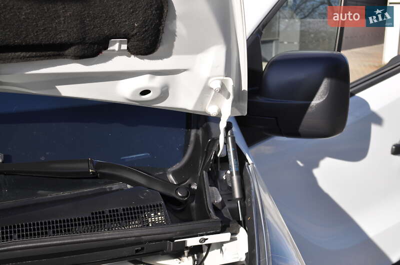 Грузовой фургон Renault Trafic 2019 в Киеве
