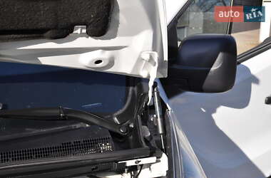 Грузовой фургон Renault Trafic 2019 в 