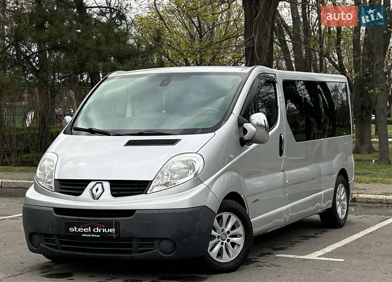 Renault Trafic 2011