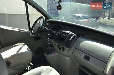 Мінівен Renault Trafic 2006 в 