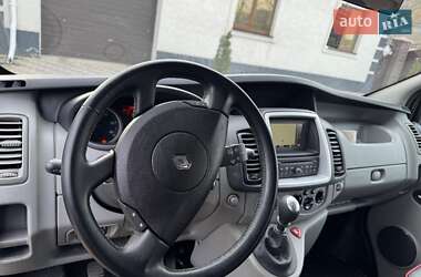 Мінівен Renault Trafic 2014 в 
