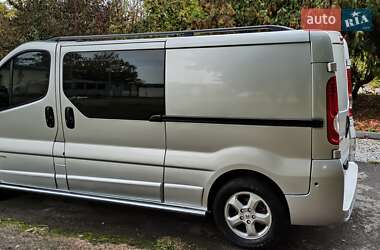 Минивэн Renault Trafic 2013 в 