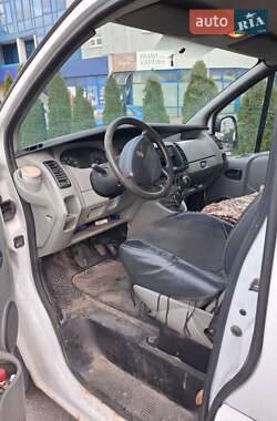 Грузовой фургон Renault Trafic 2007 в 