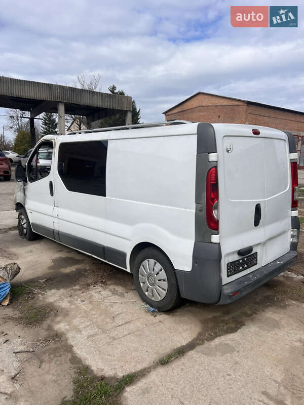 Минивэн Renault Trafic 2008 в 