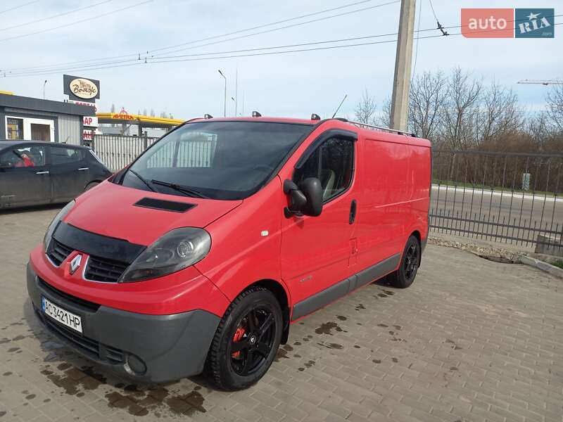 Грузовой фургон Renault Trafic 2008 в 