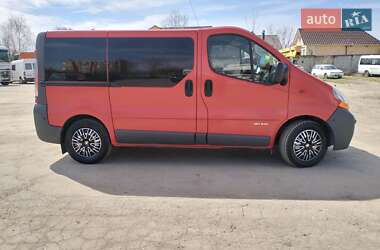 Минивэн Renault Trafic 2005 в 
