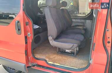Минивэн Renault Trafic 2005 в 