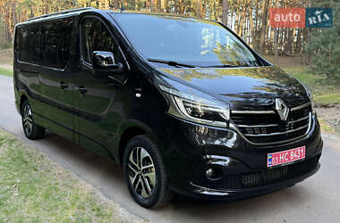 Минивэн Renault Trafic 2021 в 