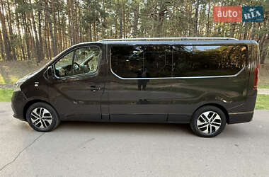 Минивэн Renault Trafic 2021 в 