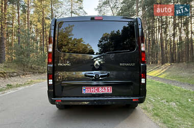 Минивэн Renault Trafic 2021 в 